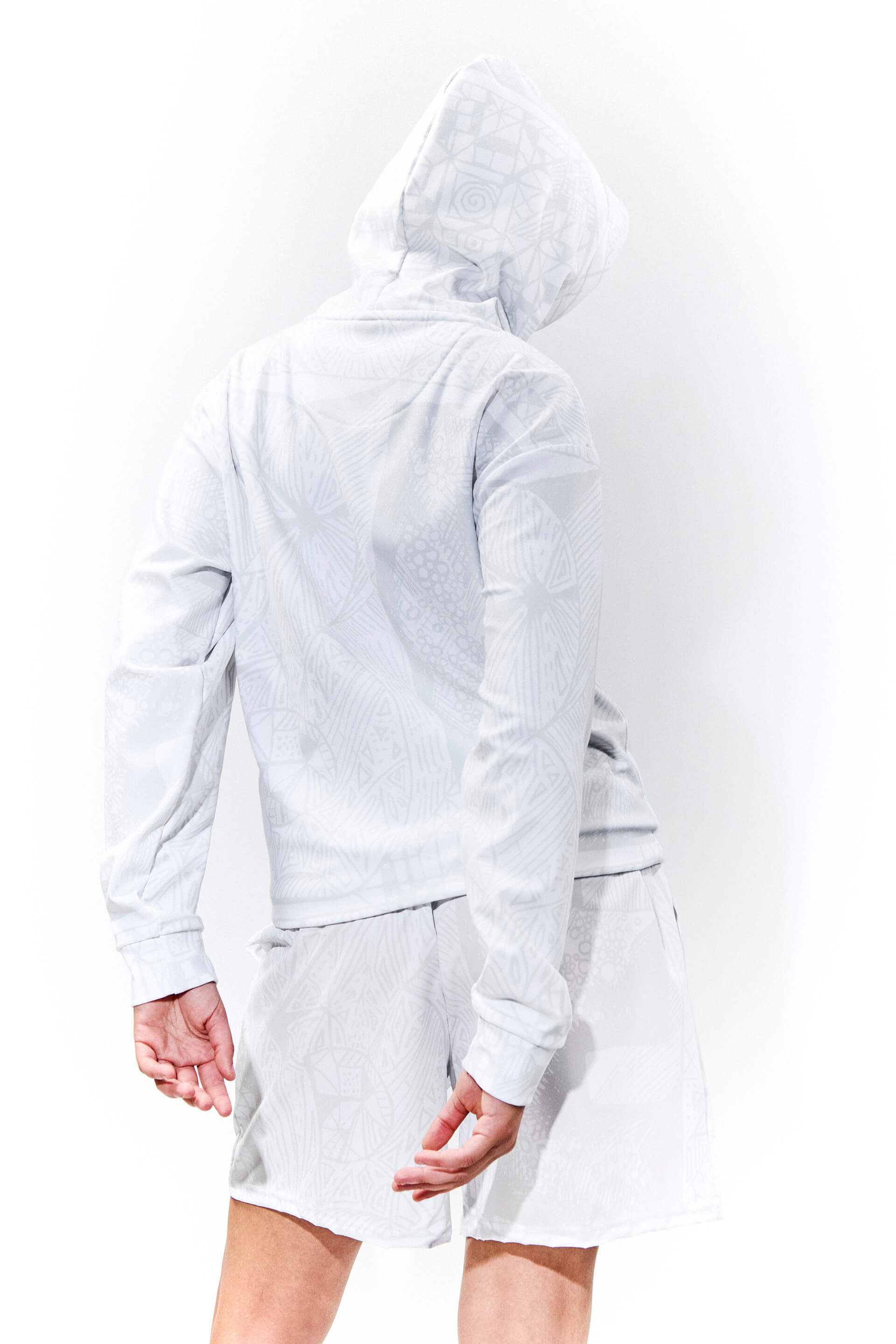 BE White on white shorts